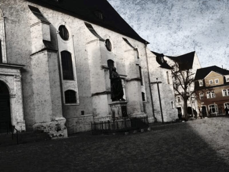 Weimar: DunkelWeimar, true crime citytour and game - A Closer Look at DunkelWeimar