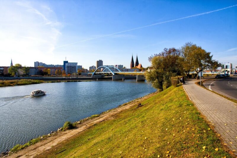 Welcome to Frankfurt: Private Tour With a Local - Key Points