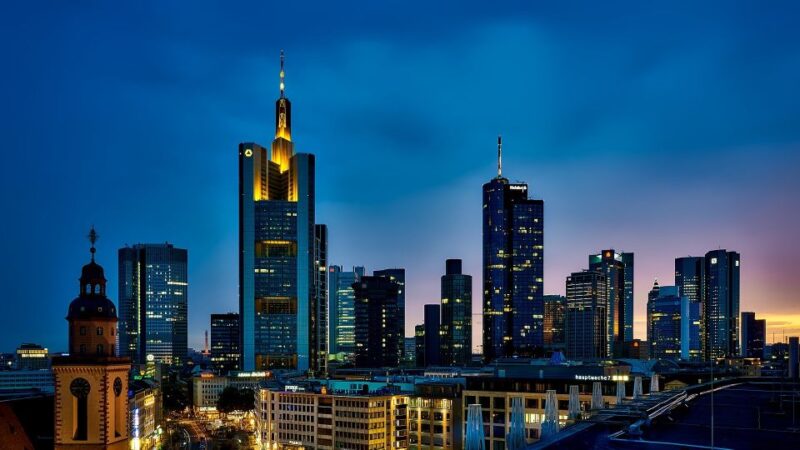 Welcome to Frankfurt: Private Tour With a Local - Experience Highlights