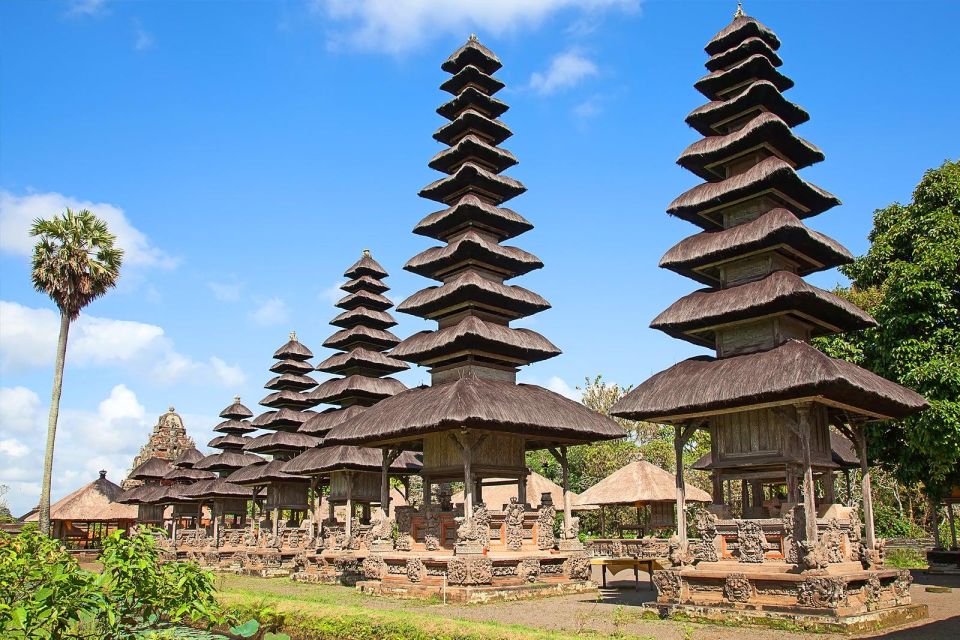 West Bali: Jatiluwih Rice Terrace and Tanah Lot Sunset Tour - Discovering Leke Leke Waterfall