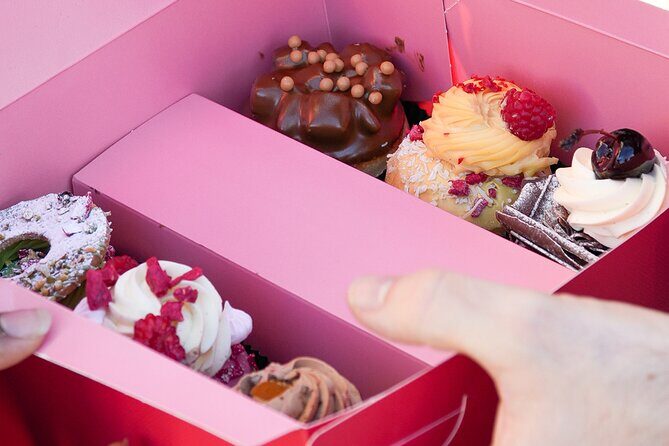 West End Donut Adventure Sweets and Sights in London - Key Points