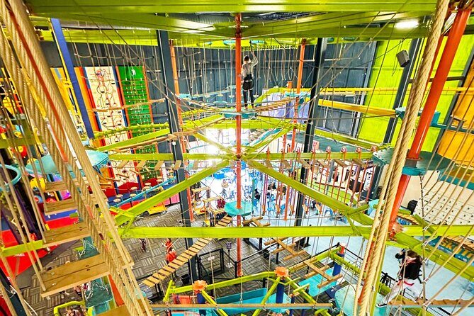West Michigan Adventure Park with Ropes Climbing and Zip Lines - Key Points