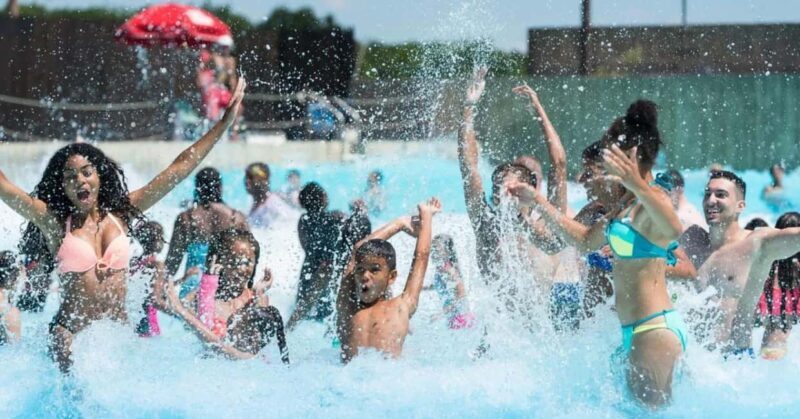 West Palm Beach: Rapids Waterpark Entry - An Introduction to Rapids Waterpark