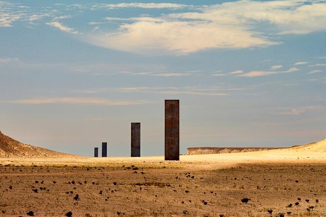 West Qatar Tour to Richard Sierra Sculpture, Umbrella Rocks - Transportation and Pickup Details