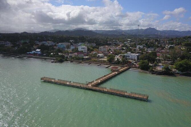 Whale watching and Montana Redonda - Who Will Appreciate This Tour?