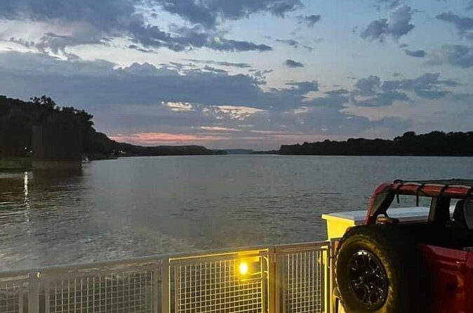 Whispers from the Riverfront: Grafton with History and Grim Tales - Authentic Perspectives from Reviews