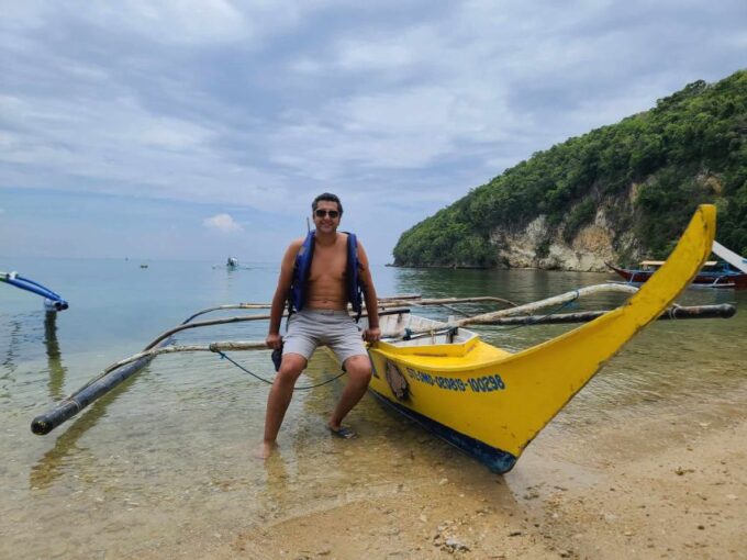 White Beach Experience With Venus - What to Bring