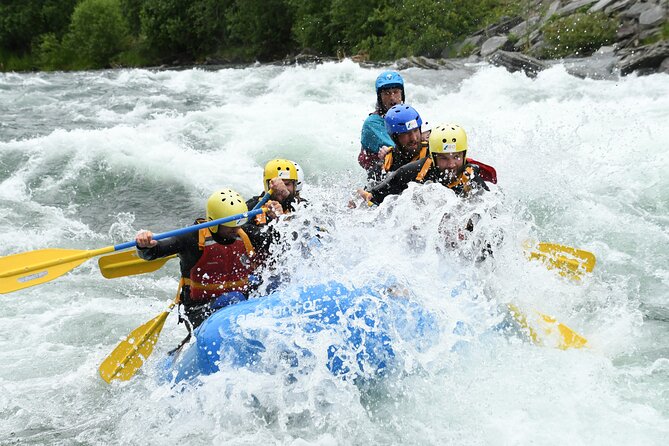 White Water Rafting in Sjoa, Day Trip - Included Amenities and Services