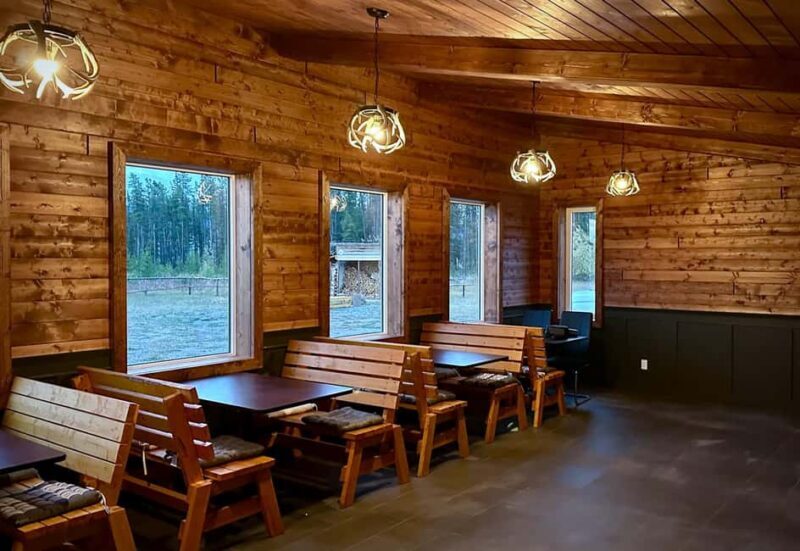 Whitehorse: Luxury Northern Lights Viewing - Key Points