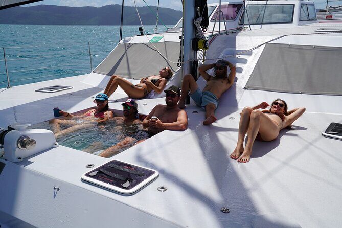 Whitsunday Islands Sail, SUP & Snorkel Tour- Small group - Key Points