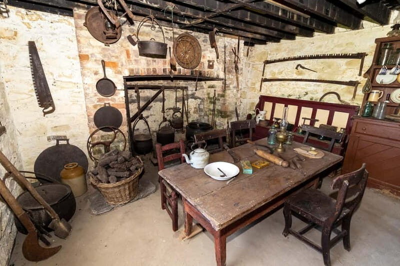 Wicklow: Greenan Farm, Museums & Maze with Animal Feeding - Animal Encounters and Feeding