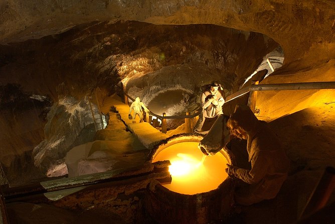 Wieliczka Salt Mine: Complete Private Tour - Highlights and Attractions