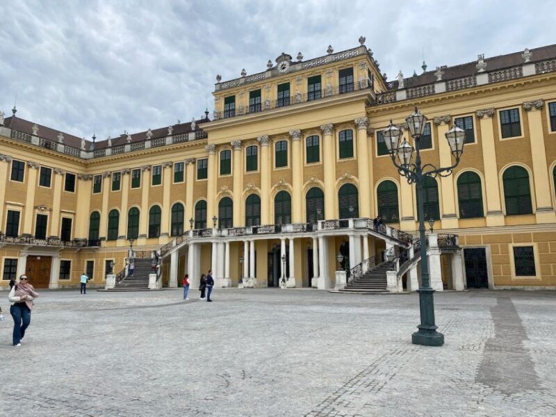 Wien: Vienna Schönbrunn Palace UNESCO World Heritage Site - An In-Depth Look at the Schönbrunn Palace Tour