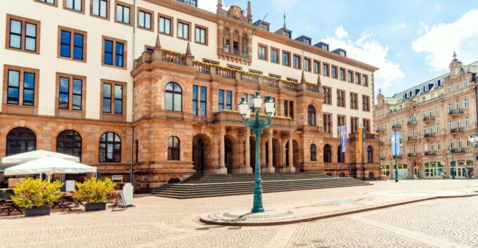 Wiesbaden: Private Walking Tour With a Guide - Languages Offered