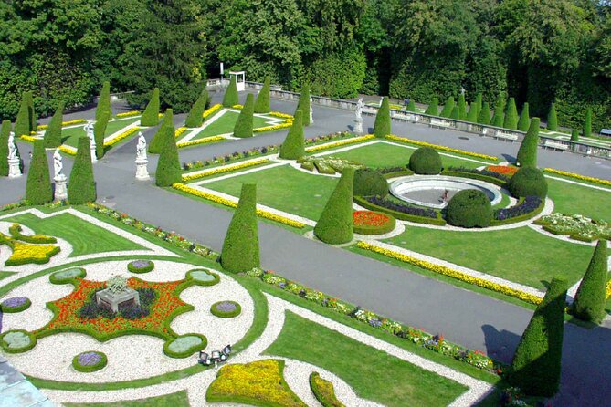 Wilanów Royal Palace + Polish Vodka Museum: SMALL GROUP /inc. Pick-up/ - Accessibility