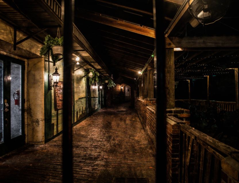 Wilmington: Ghosts of the Port City Haunted Walking Tour - Riverside Monsters and Freedom Seekers