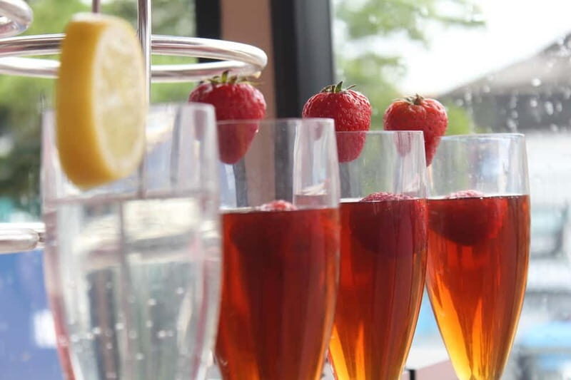 Wimbledon Afternoon Tea Bus Tour - A Fun and Stylish Way to See London