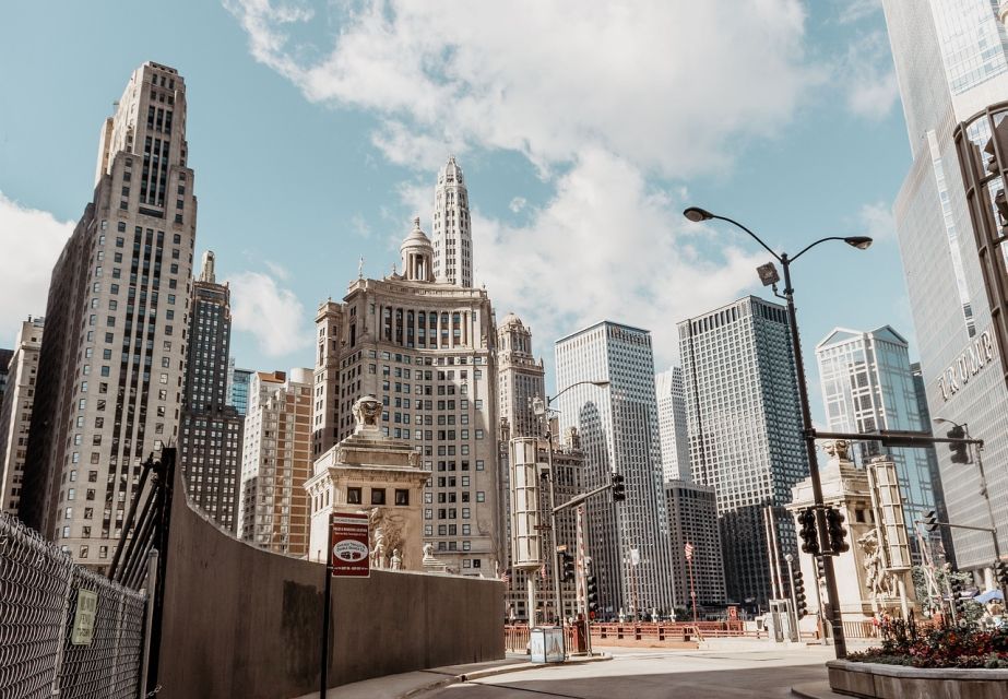Wind City Wanderlust: A Chicago Family Odyssey - Chicago Board of Trade Building