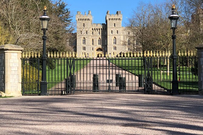 Windsor Castle and Eton College Private Car Tour - Private Transportation and Amenities