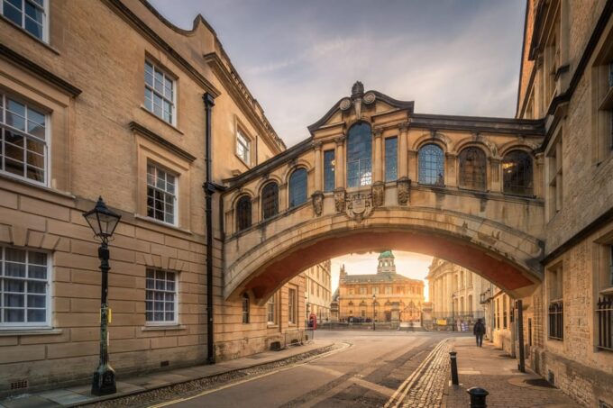 Windsor Castle & Oxford: Private Round-Trip to Top Sights - Explore Windsor Castle and Oxford