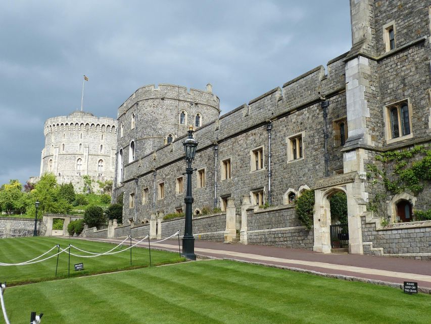 Windsor Stonehenge Bath Private Tour From London With Passes - Windsor Castle Experience