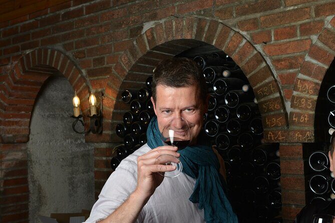 Wine cellar tour with tasting 3 wines of the Loire - Exploring the Loire: A Wine Cellar Tour with Tasting