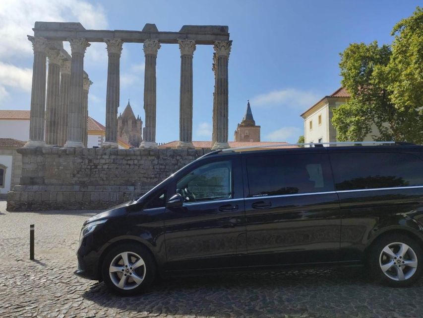 Wine , Roman Temple and Bone Chapel in Half-Day Private Tour - Exploring Évora Streets