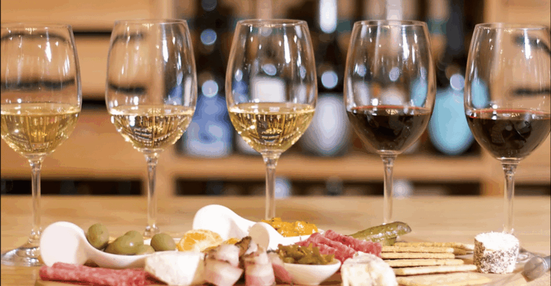 Wine Tasting - Pairing Wines With Local Delicacies