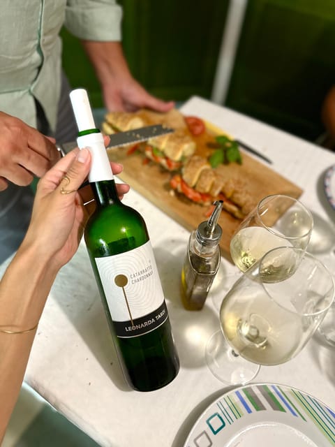 Wine Tasting in Leonarda Home in Salaparuta - Belice Valley - Key Points