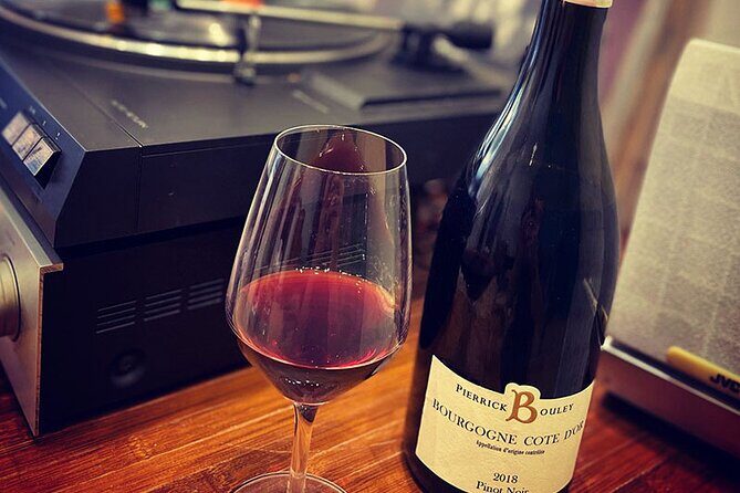 Wine Tasting in Paris right next to Père Lachaise & l'Atelier des lumières - What Makes This Wine Tasting Unique?