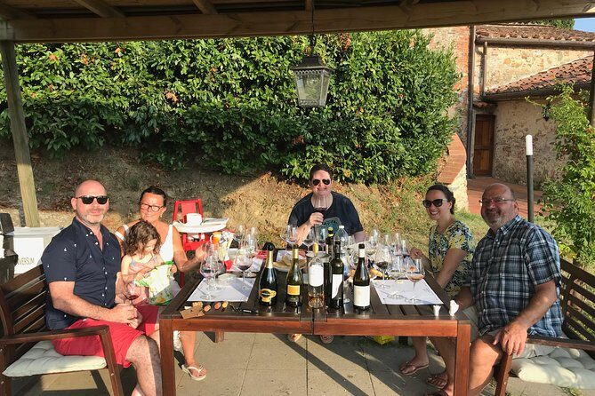 Wine tasting in Versilia with sommelier - 5 wines and local products - Authentic Tuscan Wine Tasting with a Top Sommelier in Lucca