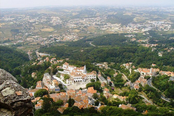 Wine Tour & Lunch By the Sea in Sintra - Who Should Consider This Tour?