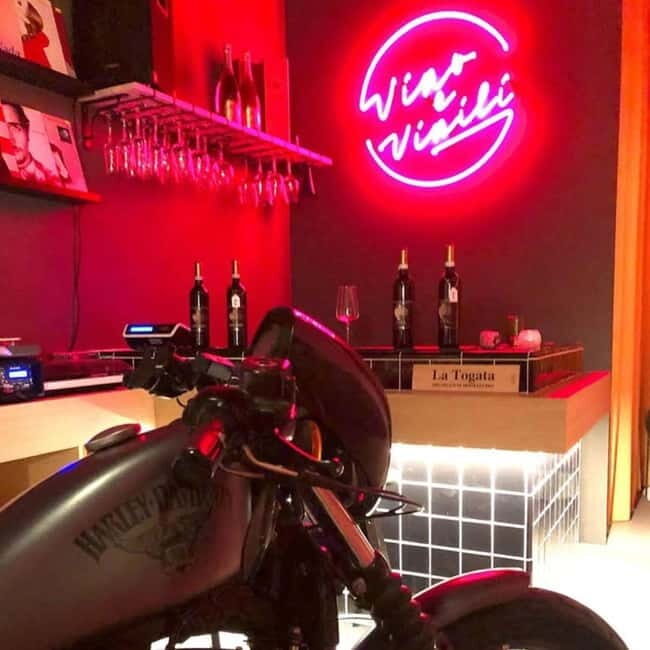 Wines and Vinyls - Wine tasting and music on vinyl in Rome Center - Who Should Consider This Tour?