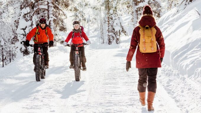 Winter Electric Fat Bike Experience - Warm Treats During the Tour