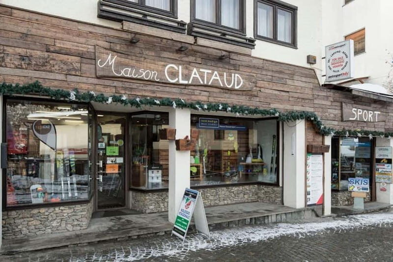 Winter Equipment Rental - Maison Clataud Sestriere "AL BARACHIN" - A Closer Look at the Experience