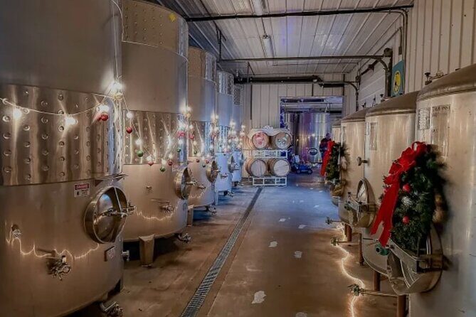 Winter Keuka, Seneca or Canandaigua Lake Customizable Wine Tour - Exploring the Finger Lakes in Winter: What You Can Expect