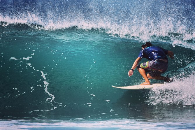 Witches Rock Surf Tour by Boat for ADVANCED Surfers - Surfing Experiences
