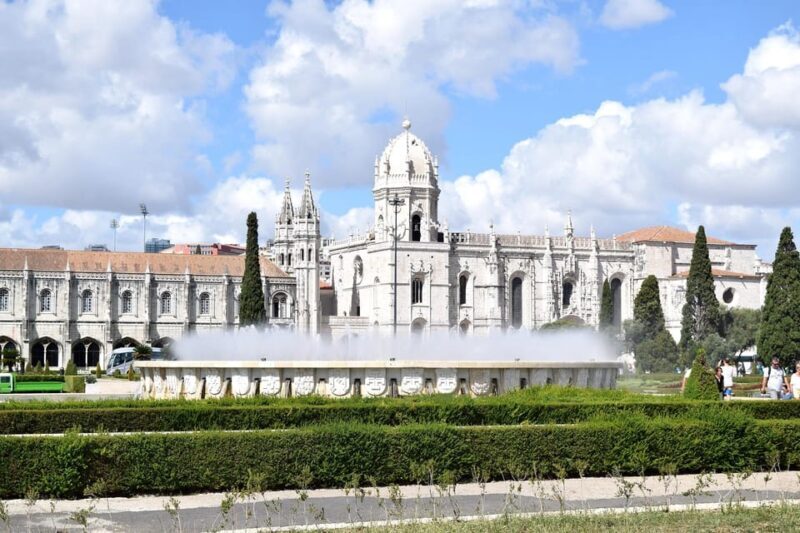 Wonders of Lisbon & Sintra: A Journay Through History&Charm - Transportation & Group Size