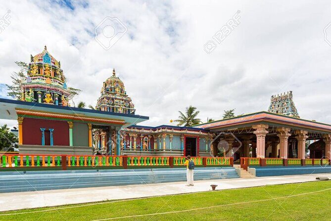 Wonders of Nadi Tour - Hindu Temple, Sleeping Giant Gardens, Markets & Shopping - The Sum Up