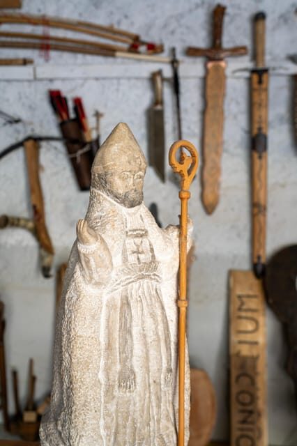 Workshop with the Master Stonemason of San Donato - An In-Depth Look at the Workshop Experience
