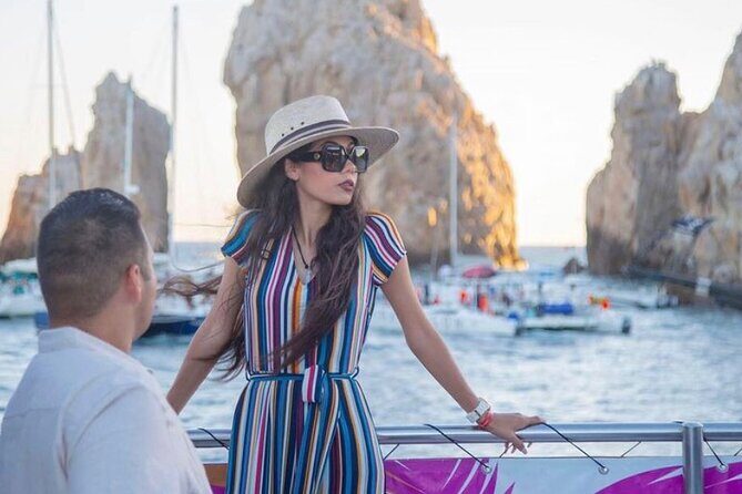 World Class Whale Watching with Breakfast and Open Bar - What to Expect on the Tour: A Detailed Look