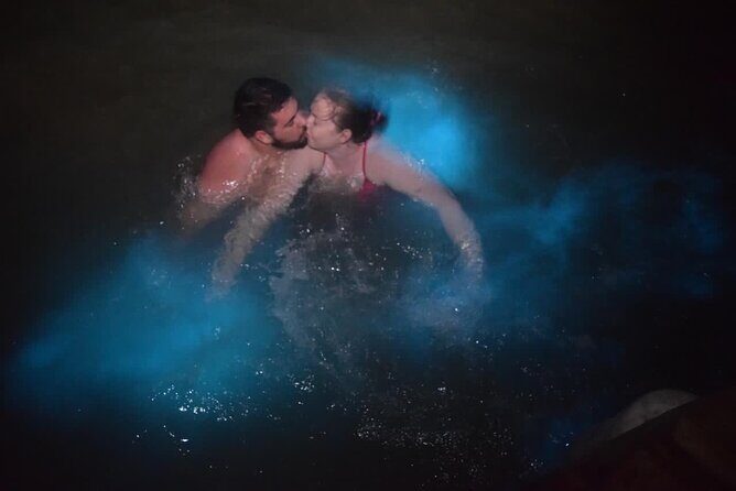 World famous Luminous lagoon Night tour with transportation - The Value of the Experience