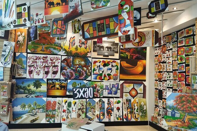 World Mart Souvenirs Store - Guided Tour - Who Will Love This Tour?