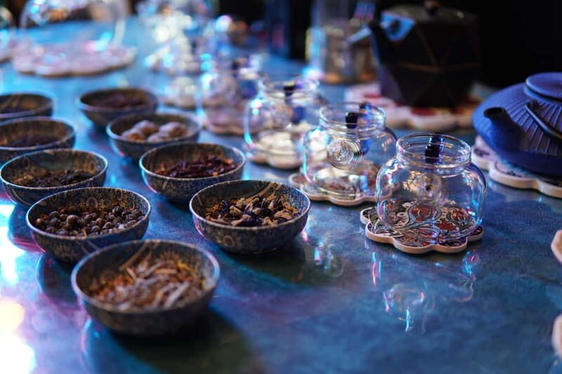 World Teas and Turkish Tea Brewing Workshop - The Take-Home Tea Gift