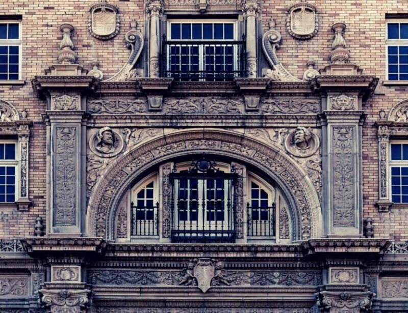 Wraiths of the West Texas Wind: El Paso Ghost Tour - Key Points