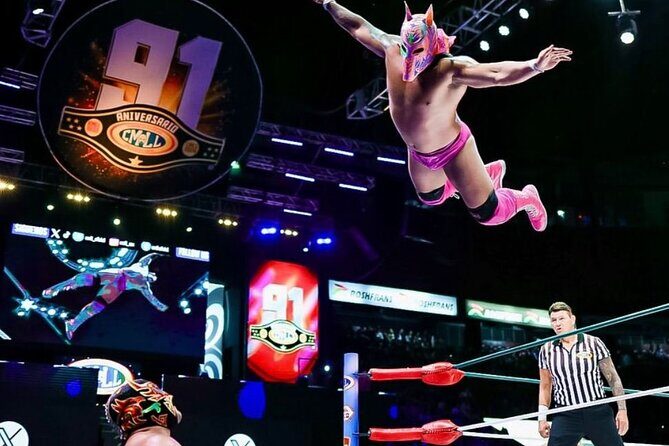 Wrestling with Mexican Dinner and Transportation - Wrestling with Mexican Dinner and Transportation: A Practical Guide for Travelers