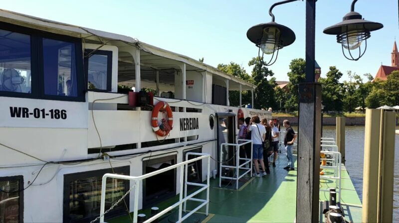 Wrocaw: Boat cruise with a licensed guide (1 hour) - Authentic Traveler Comments