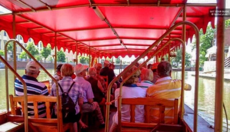 Wrocaw: Gondola cruise with a guide (1 hour) - The Sum Up: The Waterway Way to Discover Wrocław