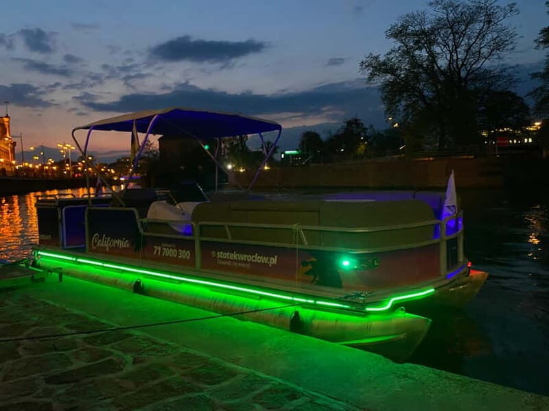 Wroclaw: Old Town Nighttime Cruise Ticket - Authentic Visitor Perspectives