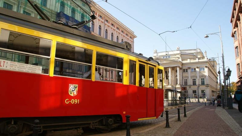 Wroclaw: Private Tour by smal Historic Tram 1,5h 13-16 seats - The Value of a Private, Nostalgic Experience